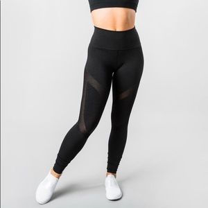 Alphalete Aero Black Leggings